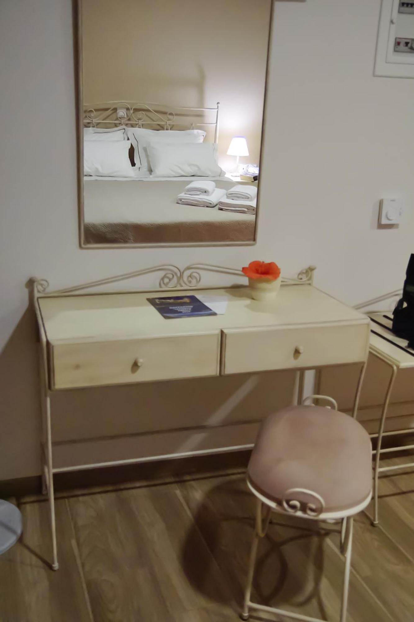 Treanto Nafpaktos Boutique Hotel Номер фото
